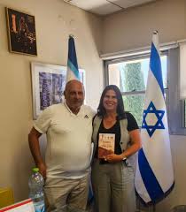 אלי אחי מרדכי
